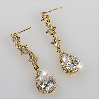 Fiala Pear Drop Gold Earrings | 45mm