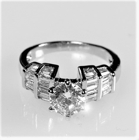 Haley Tapered Baguette 1ct Round Engagement Ring | 3.5ct