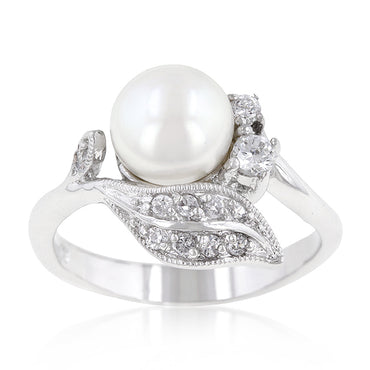 Holly Classic Freshwater Pearl Ring | 0.8ct