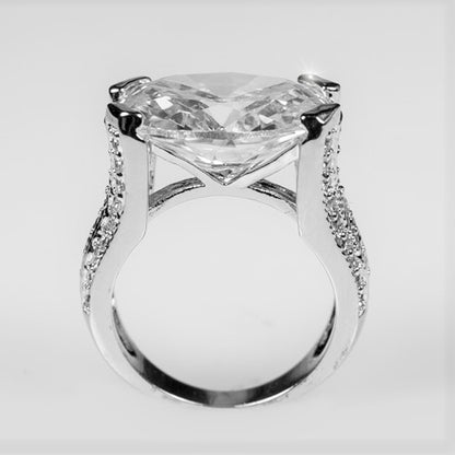 Ivanna Oval Cut Engagement Statement Ring | 13ct