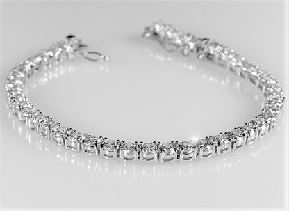 Juliette Round CZ Tennis Bracelet - 7.25in & 8in | 10ct