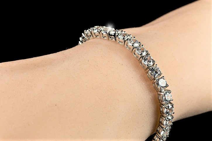 Juliette Round CZ Tennis Bracelet - 7.25in & 8in | 10ct