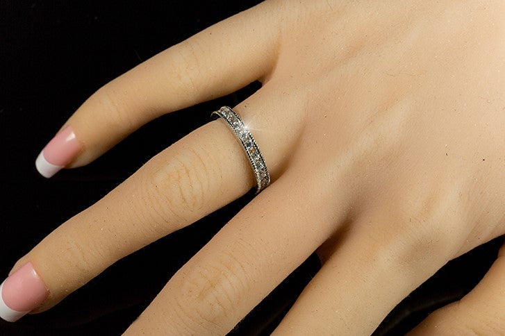 Lia Milgrain Eternity Stackable Ring | 1ct