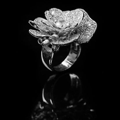 Frawn Large Flower Cocktail Statement Ring | 9ct