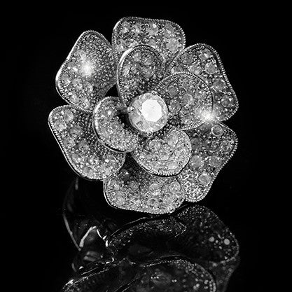 Frawn Large Flower Cocktail Statement Ring | 9ct