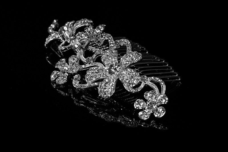 Kathleen Flower Cluster Hair Comb | Swarovski Crystal - Beloved Sparkles
 - 2