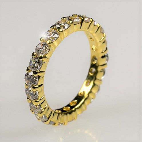 Elizabeth Clear Eternity Stackable Ring | 4ct