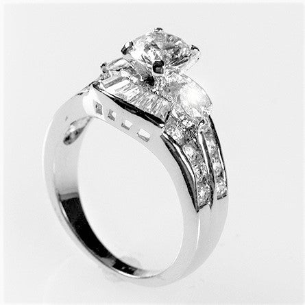 Sandra Round Solitiare Engagement Ring | 4ct