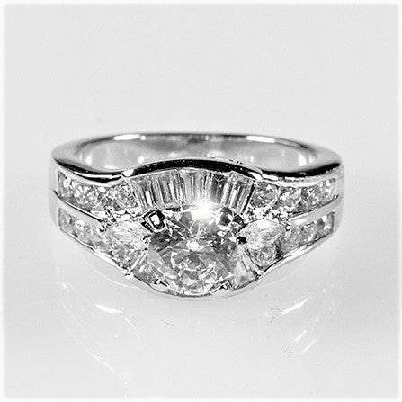 Sandra Round Solitiare Engagement Ring | 4ct